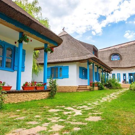 5 Chirpici - Small Traditional Resort Murighiol Exterior foto